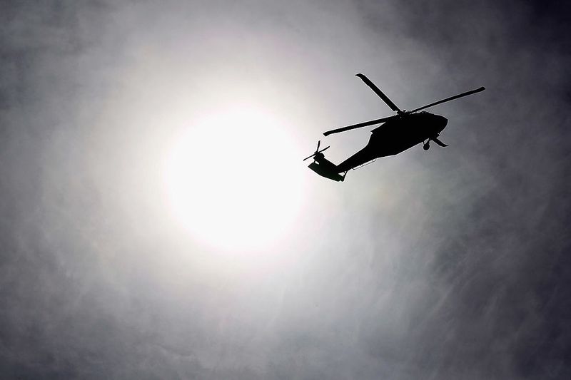Helikopter-Pilot dreht völlig durch