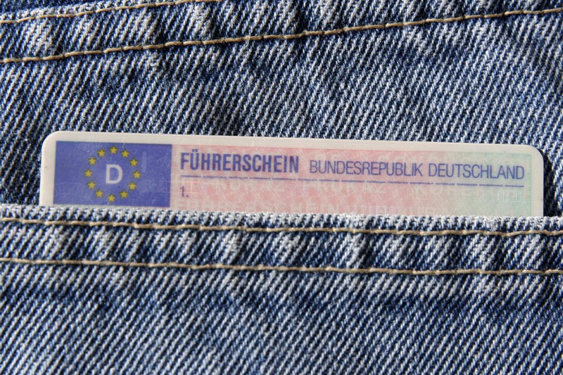 Laut einem EU-Gesetz gilt: Wie auch der Personalausweis haben Führerscheine nur noch eine begrenzte Gültigkeit – und zwar eine von 15 Jahren.