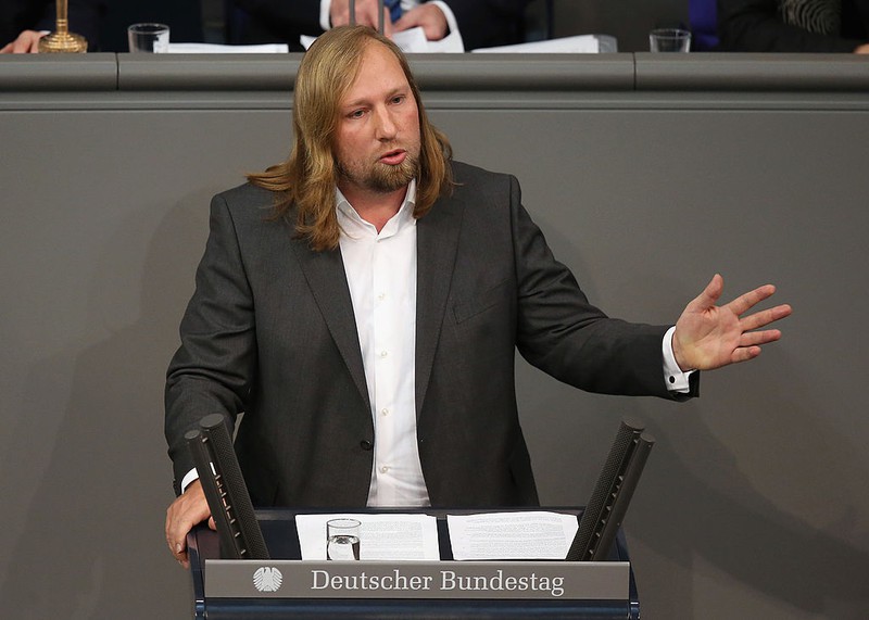 Grüne fordern: Ab 2030 wollen sie weder Diesel, noch Benzin