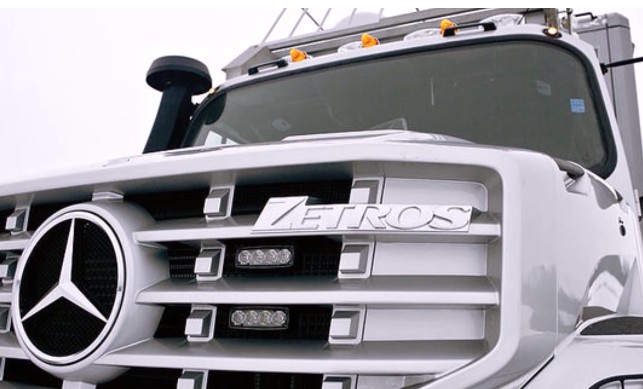 Man sieht den Zetros und es geht um das neue Wohnmobil