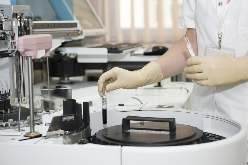 Labor, Geräte, Laborant, Blutprobe
