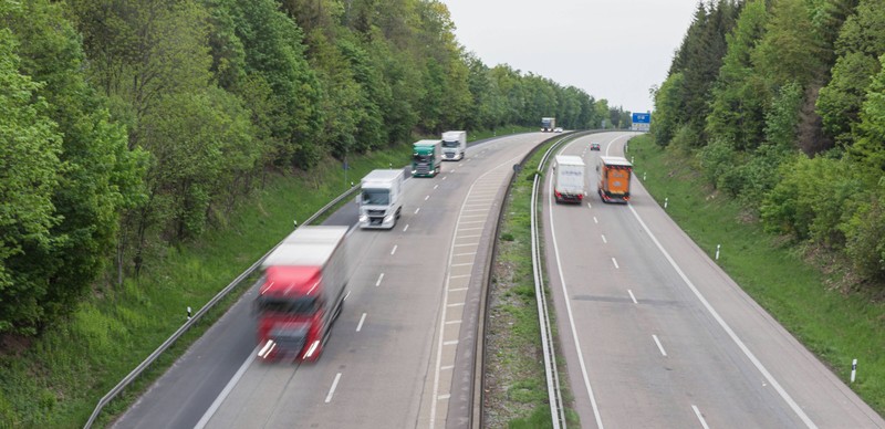 Ein LKW-Fahrer rastete komplett aus.