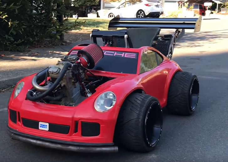fertig gepimptes Spielzeugauto