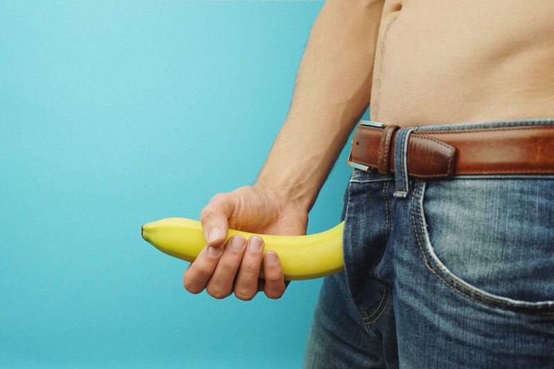 Hier legt jemand selbst Hand an, was in Form einer Banane dargestellt wird