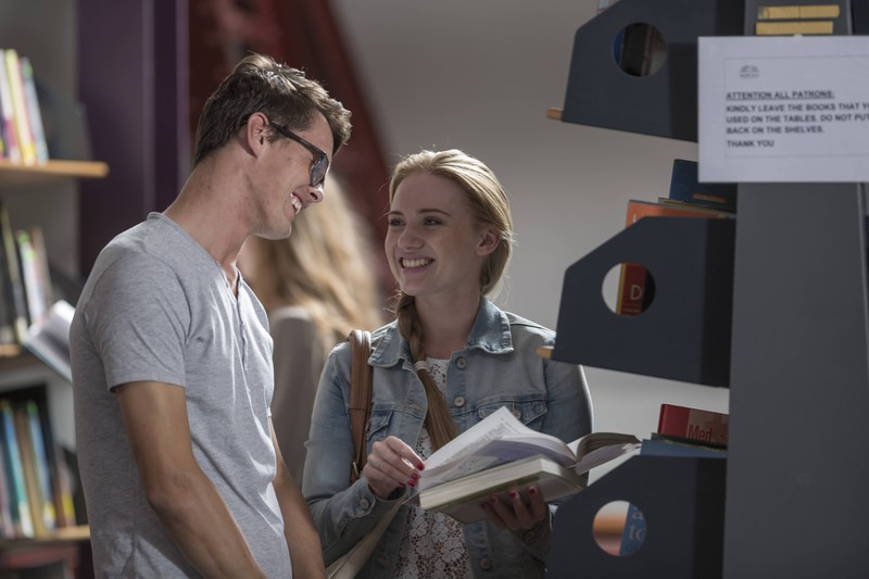 Die Bibliothek ist ebenfalls ein guter Ort eine Frau kennenzulernen und mit ihr zu flirten
