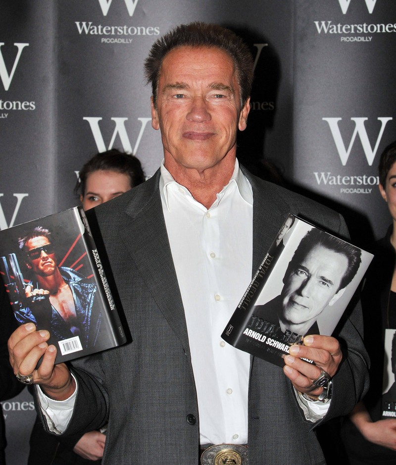 2012 veröffentlicht Schwarzenegger seine Autobiografie.