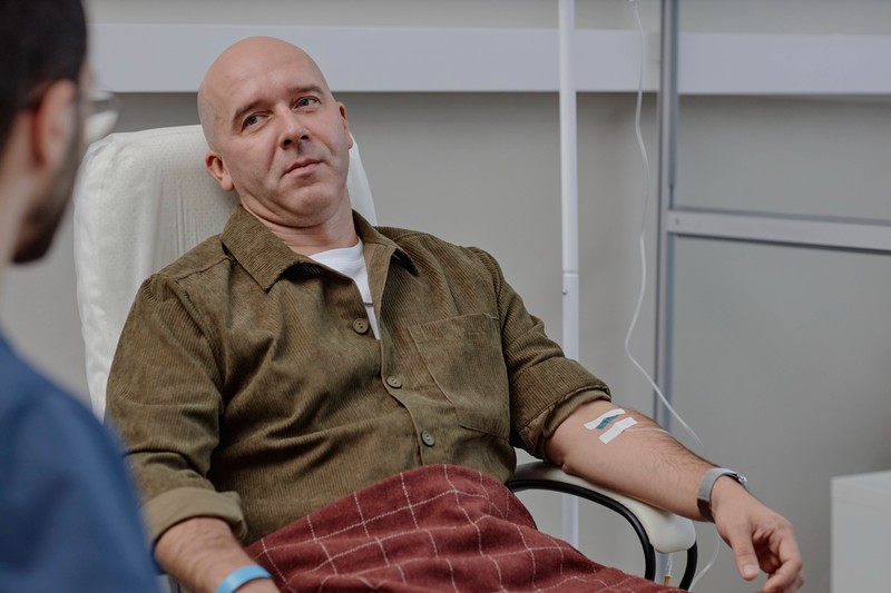 Männer, die nicht regelmäßig zum Orgasmus kommen, erhöhen ihr Risiko für Prostatakrebs .