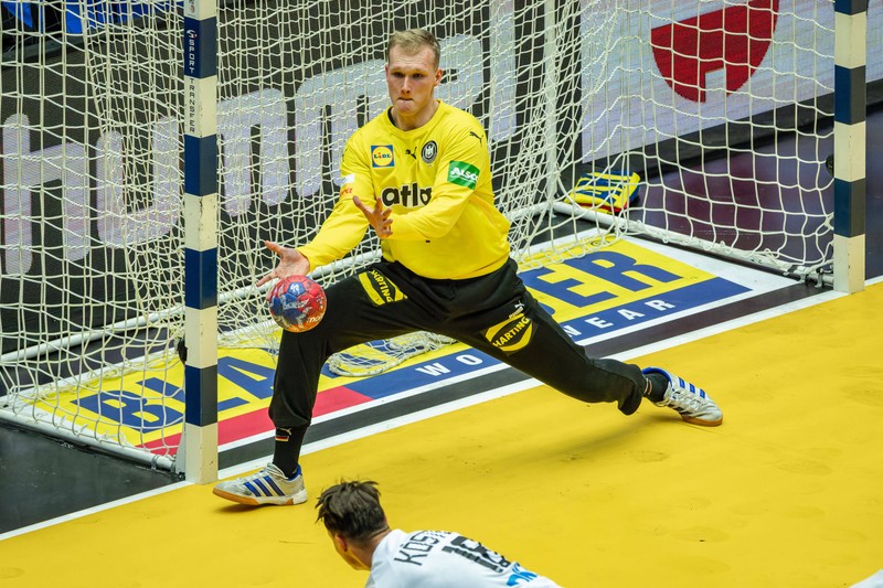 Viele Fans wissen es nicht: Warum trägt der Handball-Torwart eigentlich keine Handschuhe?