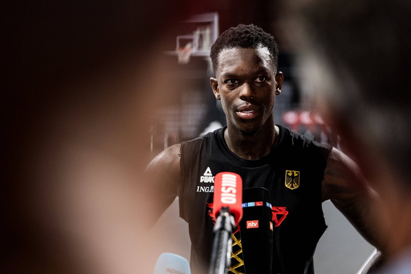 Dennis Schröder spielt bei den Sacramento Kings.