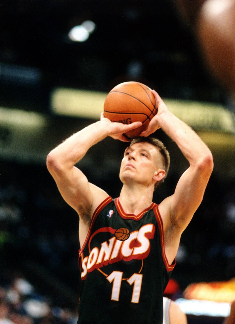 Detlef Schrempf übernahm verschiedene Trainerpositionen.